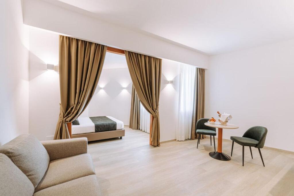 Grand Hotel La Chiusa Di Chietri ألبيروبيللو المظهر الخارجي الصورة